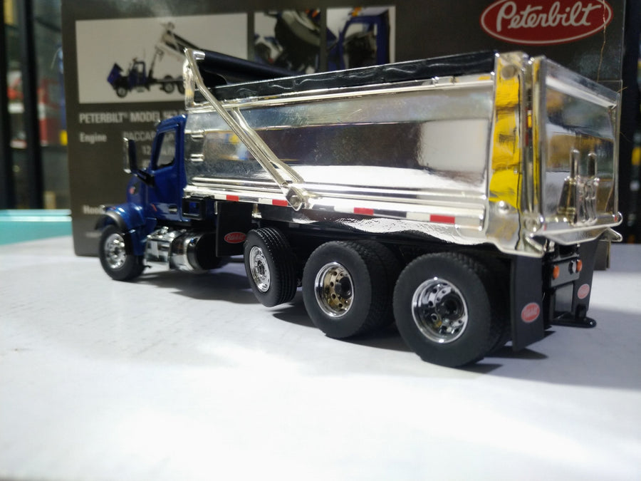 Volquete Peterbilt 567 Escala 1:50 (Modelo Descontinuado)