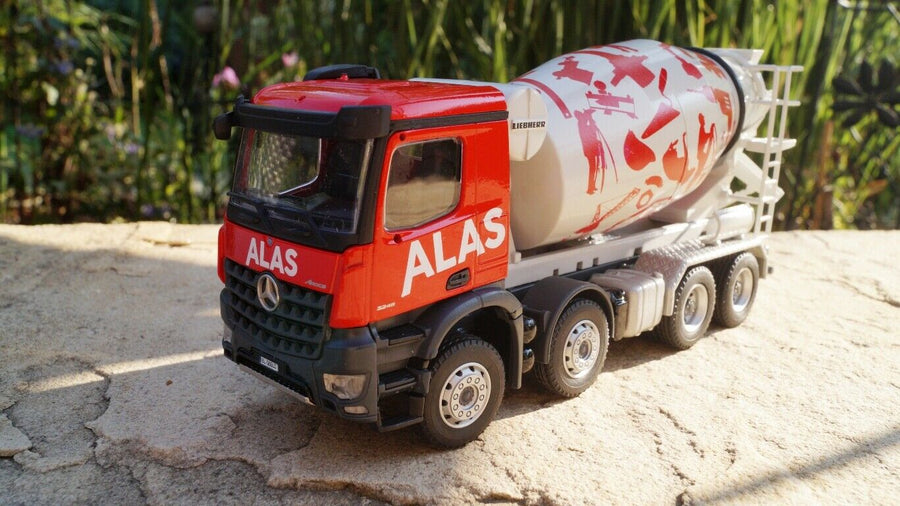 Mezcladora De Concreto Mercedes Benz Arocs 4-Achs Liebherr HTM904 "ALAS" Escala 1:50
