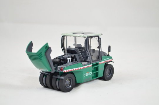Rodillo Hamm GRW280 Escala 1:50 (Modelo Descontinuado)