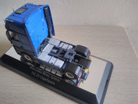 Thumbnail for Tracto Camión Mercedes-Benz Actros FH25 Azul Escala 1:50 (Modelo Descontinuado)