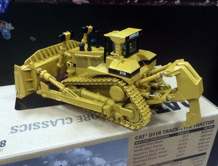 85025C Tractor De Orugas Cat D11R Escala 1:50