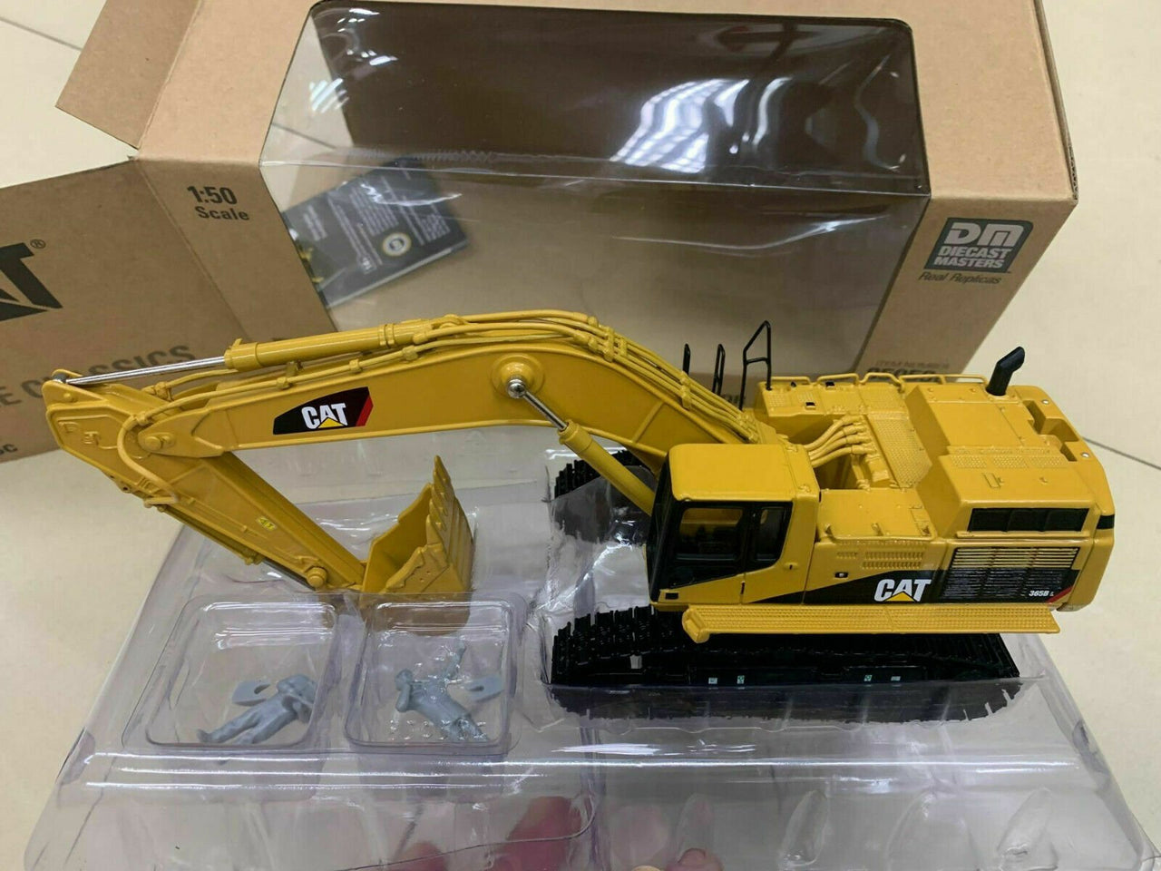 365BL Tracked Excavator 1:50 Scale (Discontinued Model)