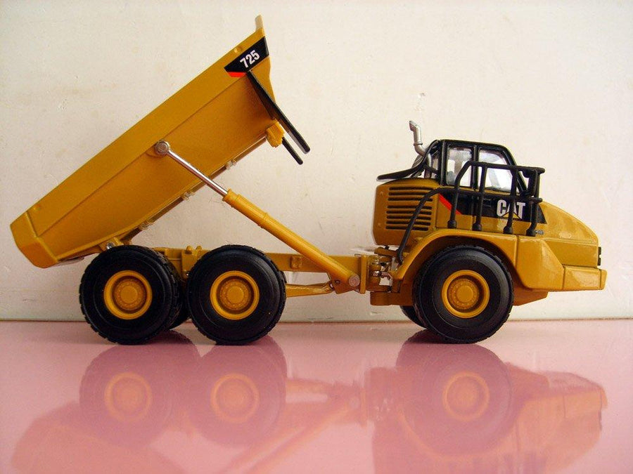 55073 Camión Articulado Cat 725 Escala 1:50