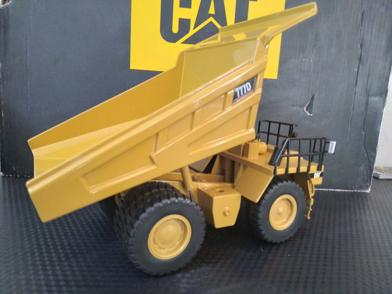 Camión Minero 777D Escala 1:50