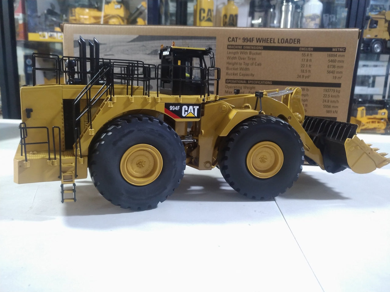 Cargador De Ruedas  994F Escala 1:50 (Modelo Descontinuado)