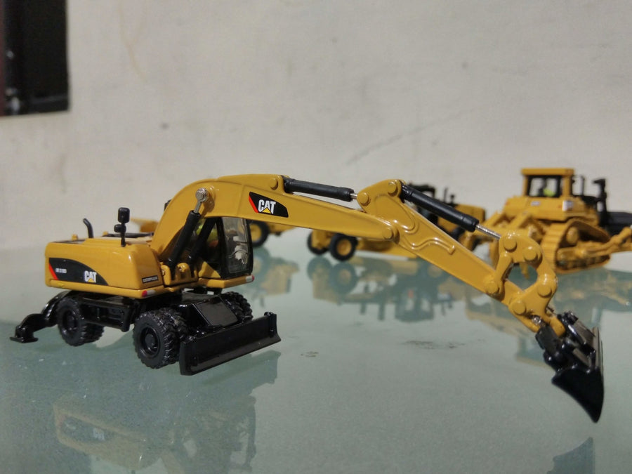 85177 Excavadora De Ruedas Cat M318D Escala 1:87