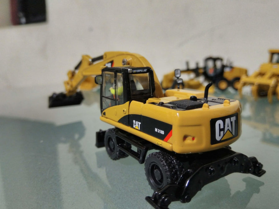85177 Excavadora De Ruedas Cat M318D Escala 1:87