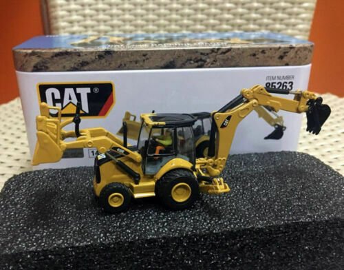 Retroexcavadora 450E Escala 1:87