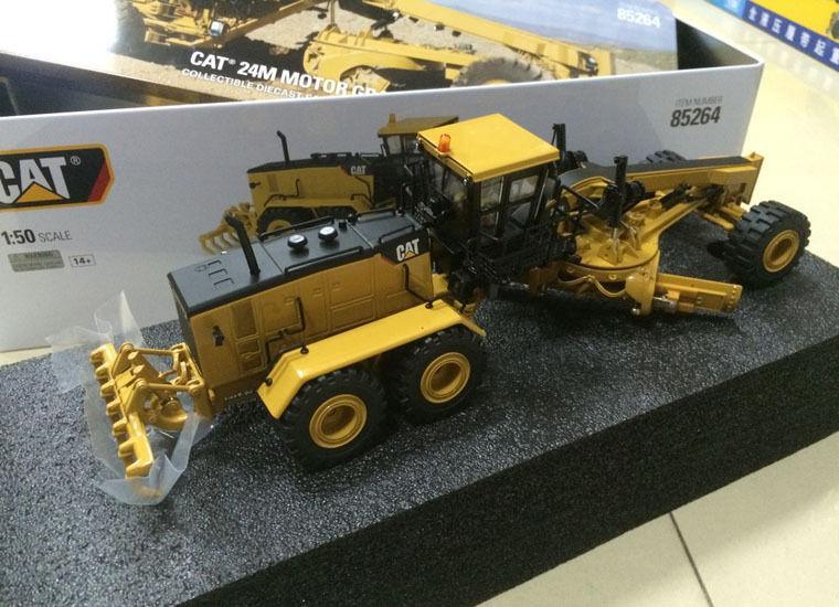 85264 Motoniveladora Cat 24M Escala 1:50