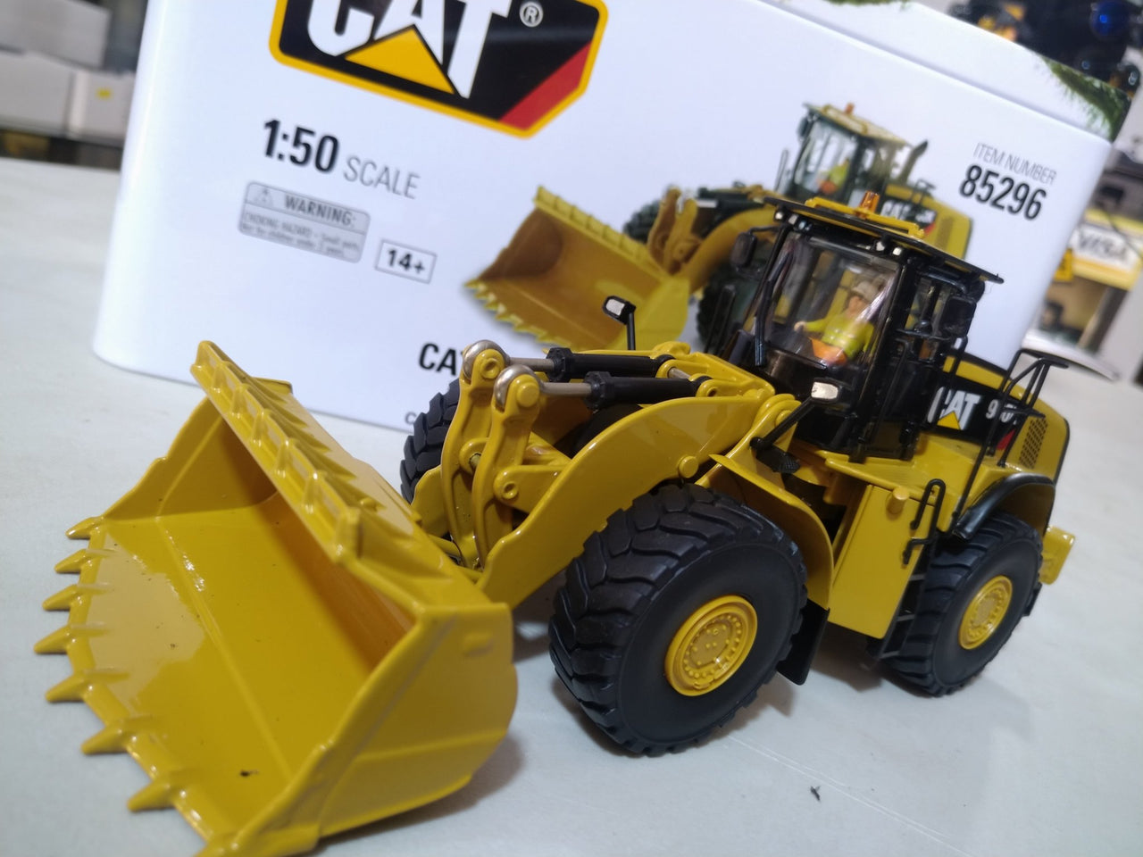 Cargador De Ruedas  980K Escala 1:50 (Modelo Descontinuado)