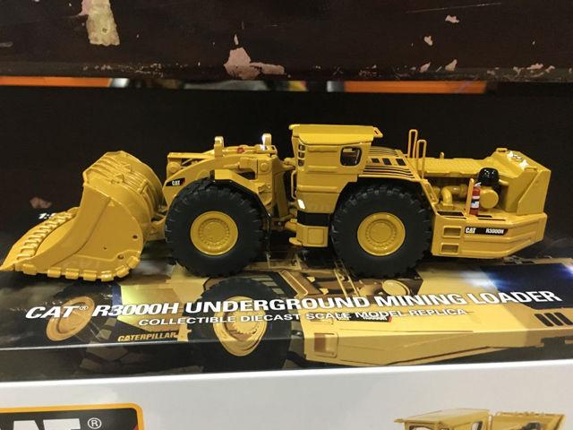 85297 Cargador De Bajo Perfil Cat R3000H Escala 1:50 Camión &