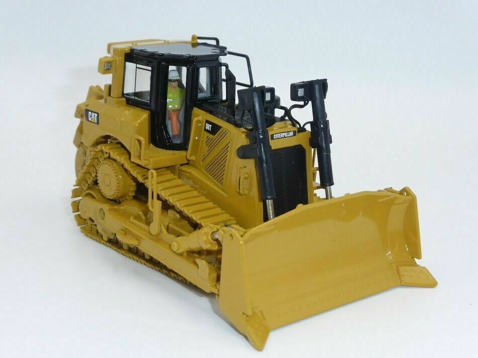 Tractor de Orugas  D8T Escala 1:50 (Modelo Descontinuado)