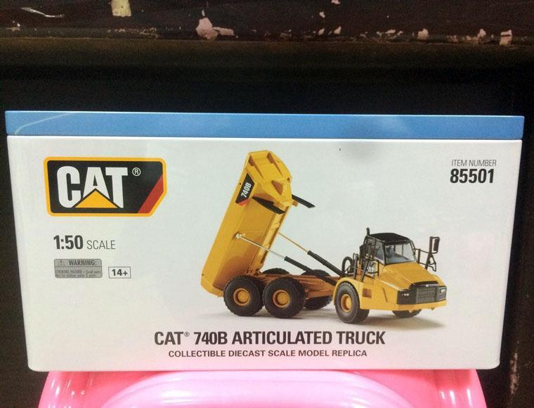 85501 Camión Articulado Cat 740B Escala 1:50