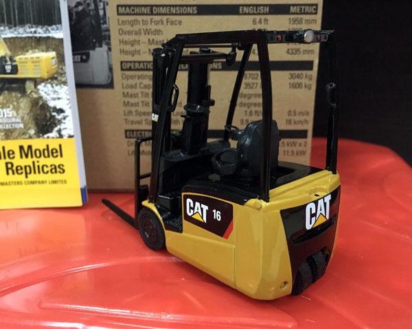 85504C Montacargas Cat Ep16(C)Pny Escala 1:25 Montacarga