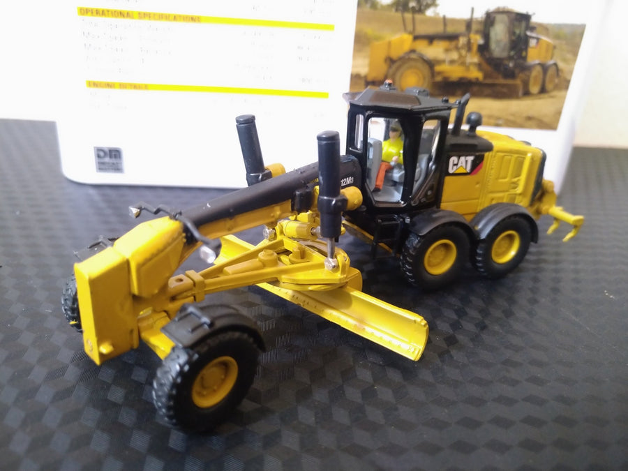85520 Motoniveladora Caterpillar 12M3 Escala 1:87 - KATZER