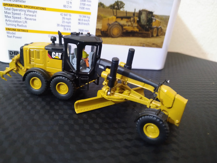 85520 Motoniveladora Caterpillar 12M3 Escala 1:87 - KATZER