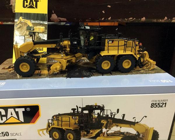 85521 Motoniveladora Caterpillar 18M3 Escala 1:50 - KATZER