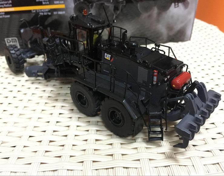 85522 Motoniveladora Caterpillar 18M3 Escala 1:50 - KATZER