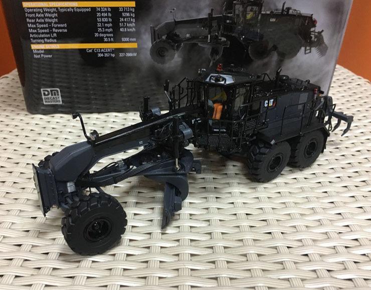 85522 Motoniveladora Caterpillar 18M3 Escala 1:50 - KATZER