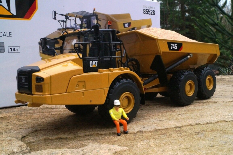 85528 Camión Articulado Cat 745 Escala 1:50 - KATZER