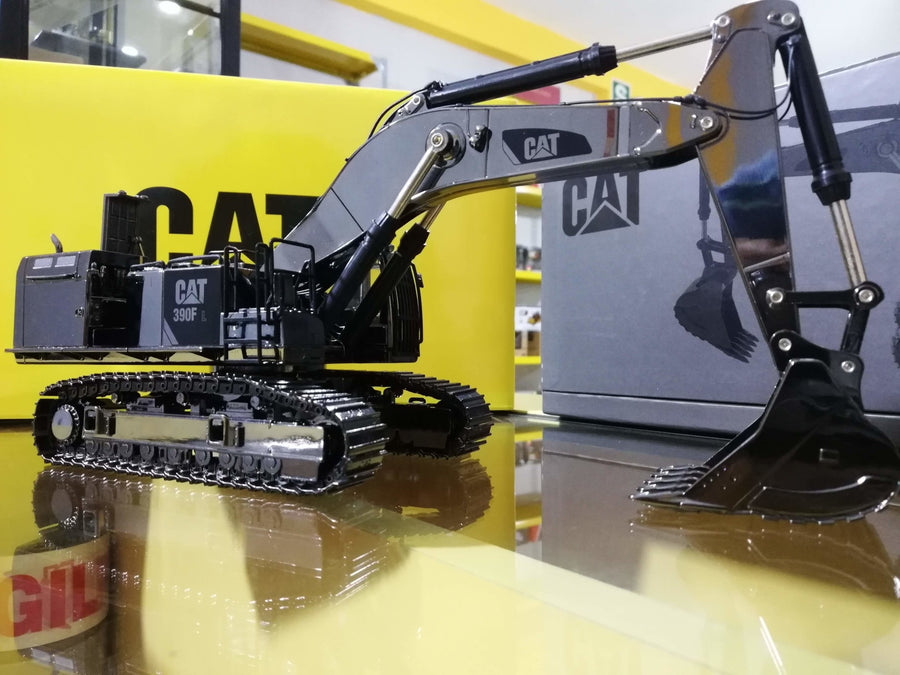 85547 Excavadora Caterpillar 390F Escala 1:50 Gunmetal Finish - KATZER