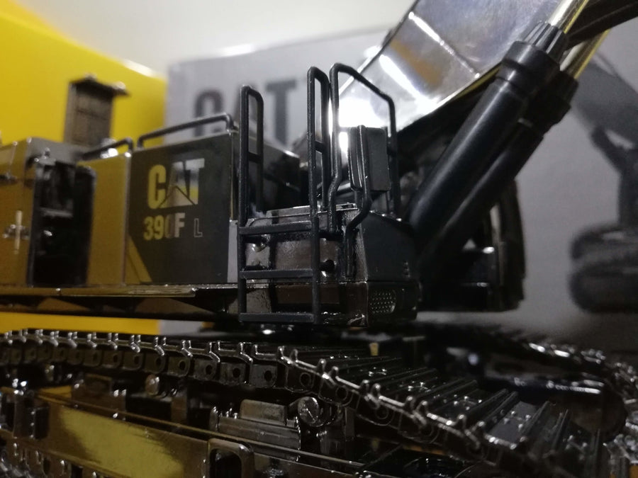 85547 Excavadora Caterpillar 390F Escala 1:50 Gunmetal Finish - KATZER