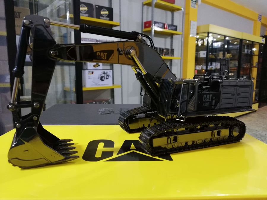 85547 Excavadora Caterpillar 390F Escala 1:50 Gunmetal Finish - KATZER