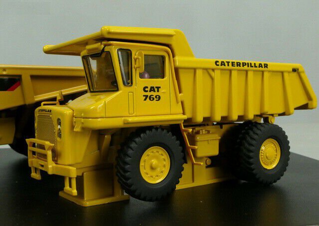 85562 Camión Minero Cat 769 & 770 Escala 1:50 - KATZER