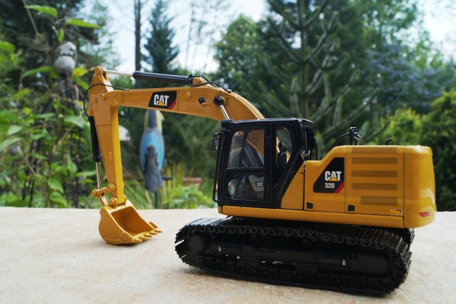 85569 Excavadora Hidráulica Cat 320 Escala 1:50 - KATZER