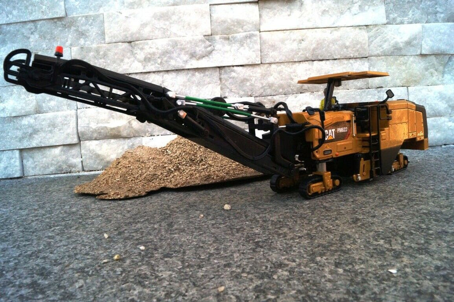 85587 Perfiladora De Pavimento Cat PM622 Escala 1:50 - KATZER