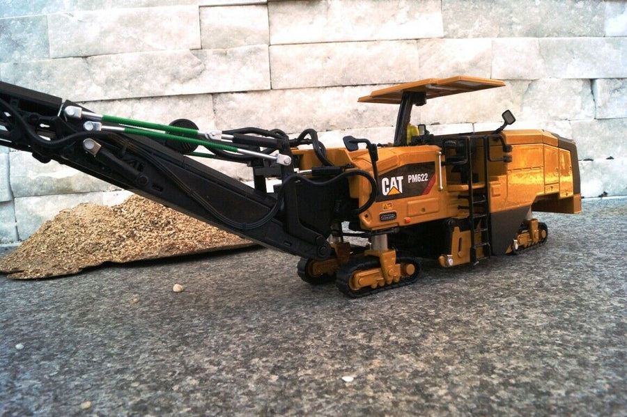 85587 Perfiladora De Pavimento Cat PM622 Escala 1:50 - KATZER