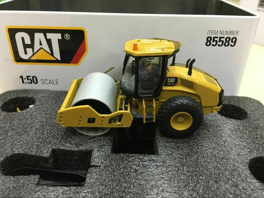 85589 Rodillo Compactador Cat CS11 GC Escala 1:50 - KATZER