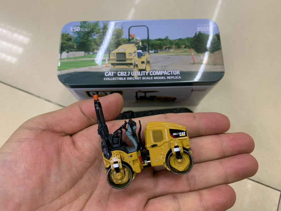 85593 Rodillo Compactador Cat CB-2.7 Escala 1:50 - KATZER