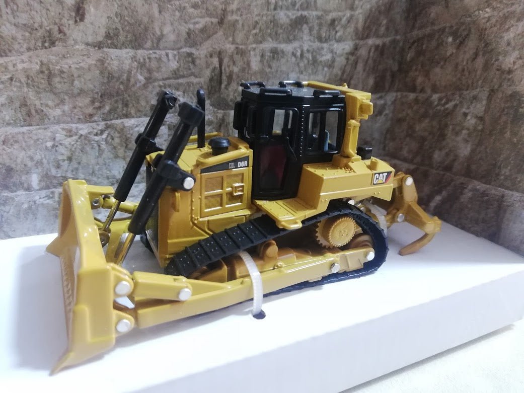 85607 Tractor De Orugas Cat D6R Escala 1:64 (Modelo Descontinuado) - KATZER