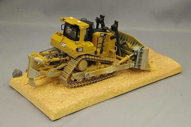 85702 Tractor de Orugas Cat D9T Escala 1:50 (Modelo Descontinuado) - KATZER