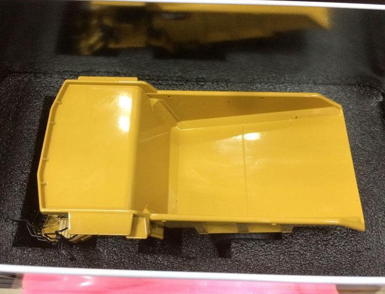 85909 Camión Minero Cat 775G Escala 1:50 - KATZER