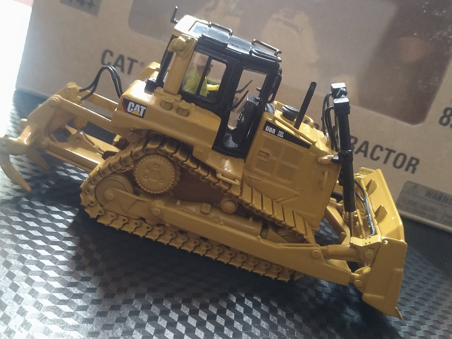 85910C Tractor De Orugas Caterpillar D6R Escala 1:50 - KATZER