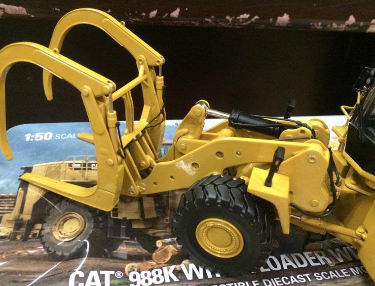 85917 Manipulador de Ruedas Cat 988K Escala 1:50 - KATZER