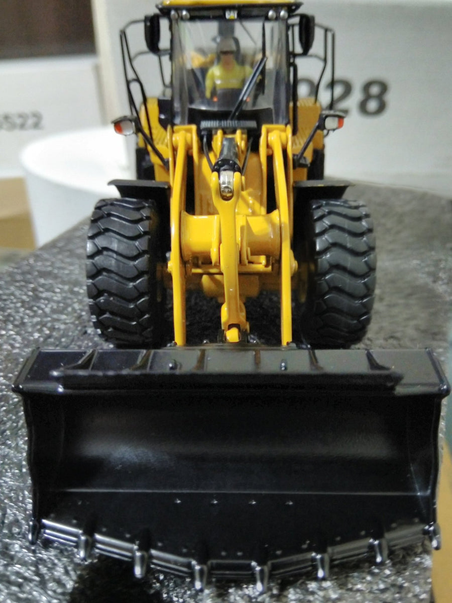 85928 Cargador de Ruedas Caterpillar 966M Escala 1:50 - KATZER