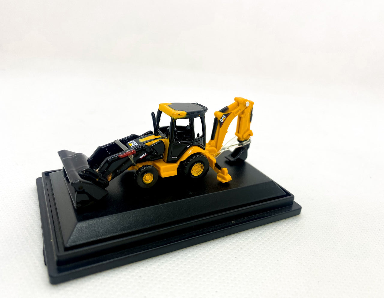 Retroexcavadora  420E - (Micro-Constructor)