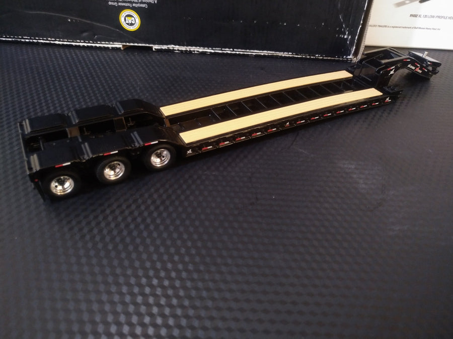 91032 Cama Baja XL 120 Low-Profile HDG Trailer con 2 Boosters Transport Series Escala 1:50 - KATZER