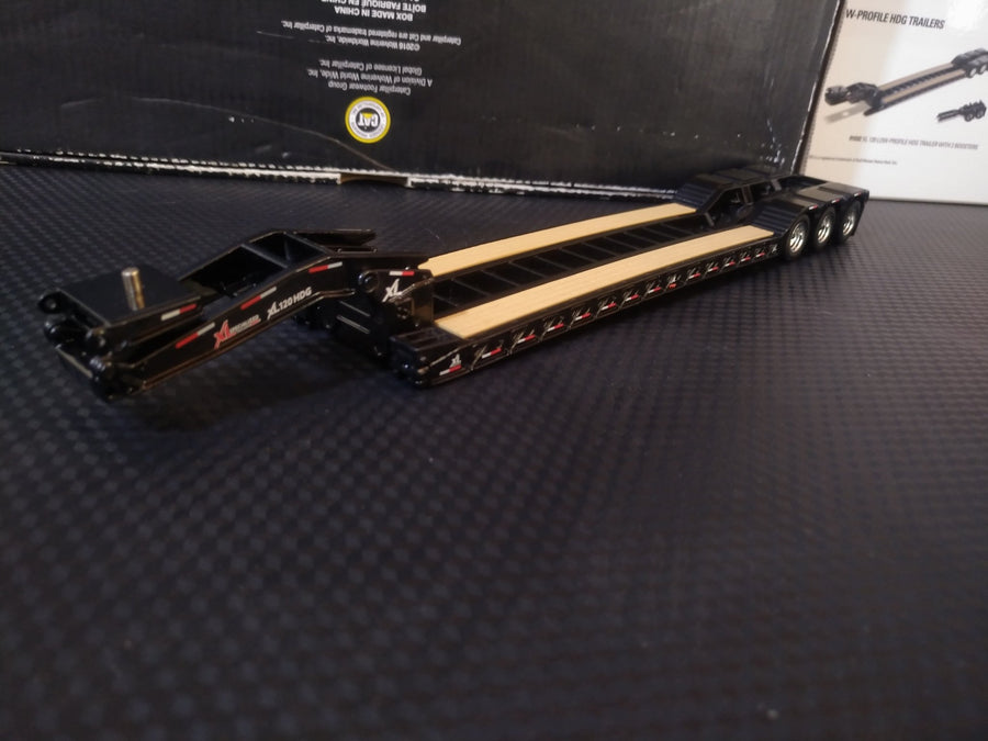 91032 Cama Baja XL 120 Low-Profile HDG Trailer con 2 Boosters Transport Series Escala 1:50 - KATZER