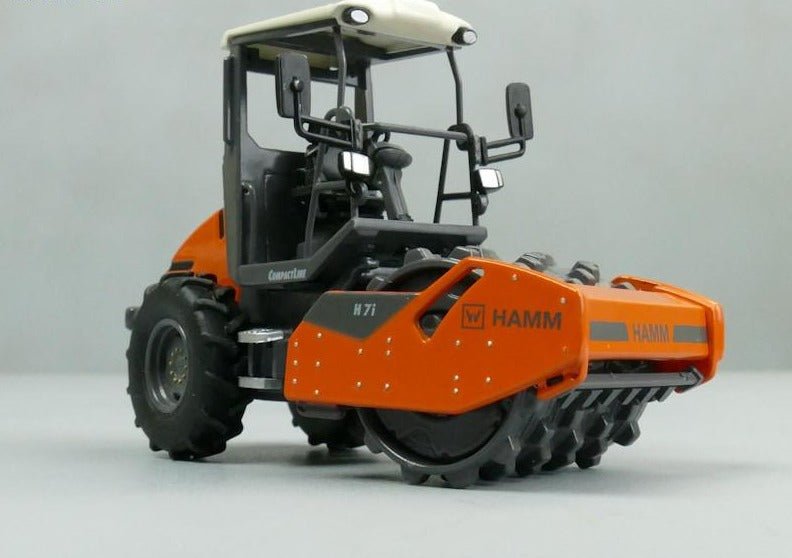 9483 Rodillo Compactador Hamm H7i Escala 1:50 - KATZER