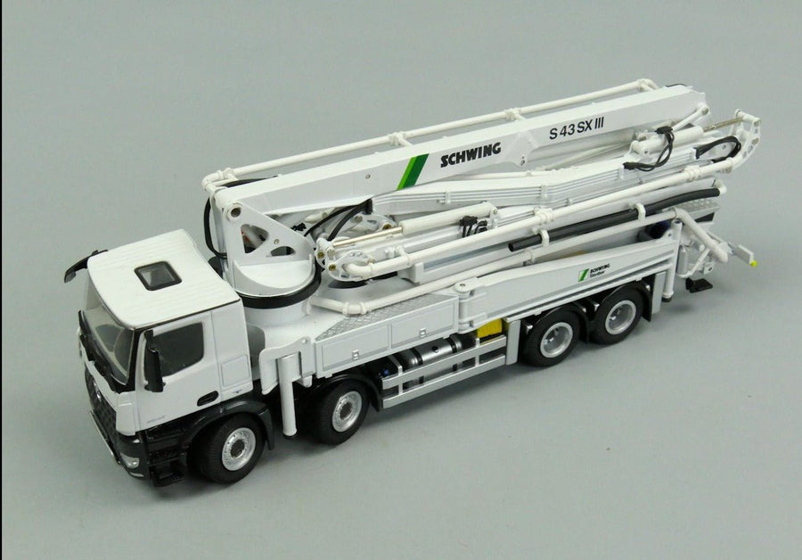 951 Camión Mercedes-Benz Arocs con Bomba de Hormigón Schwing S 43 SX III Escala 1:50 - KATZER