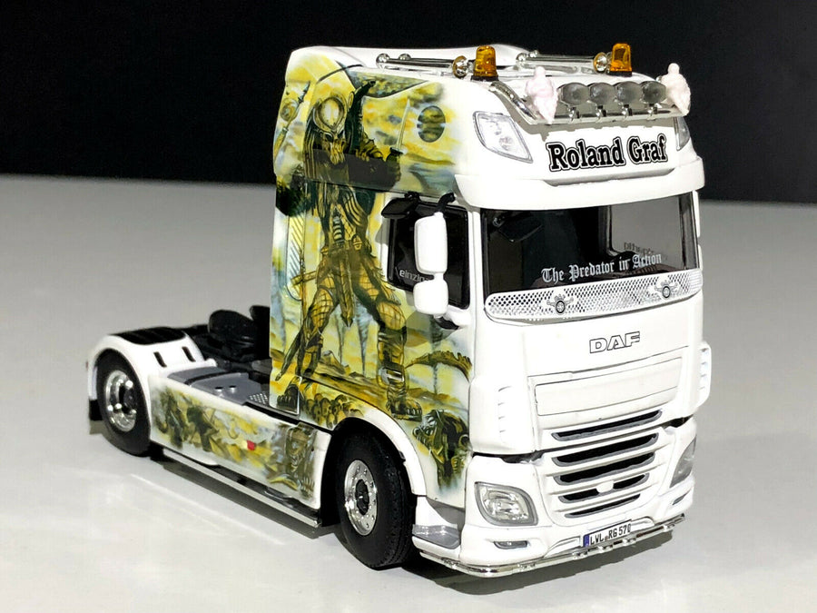 Tracto DAF XF SSC Roland Graf Escala 1:50 (Modelo Descontinuado)