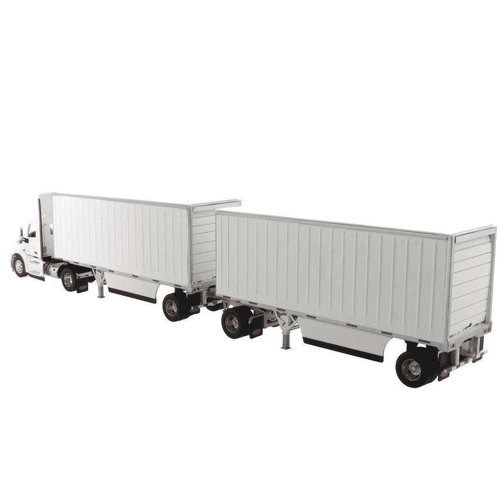 Tráiler Peterbilt 579 28' Escala 1:50