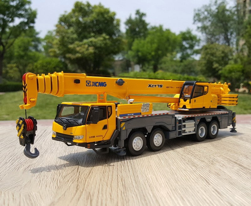 Grúa Hidráulica XCMG XCT75 Escala 1:50 (Modelo Descontinuado)