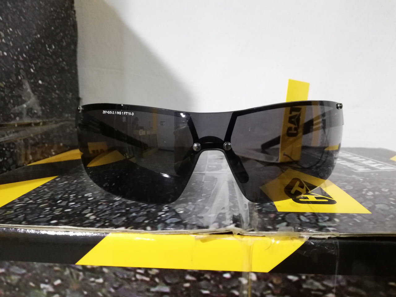 Guard 104 Safety Glasses UV Protection Black
