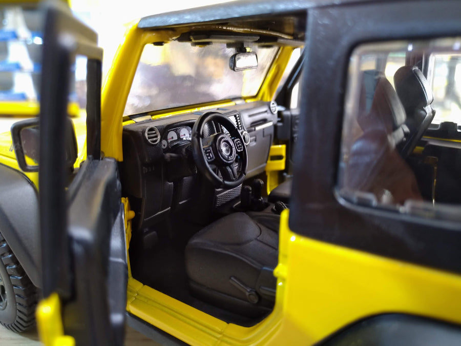 Auto Jeep Wrangler Año 2014 Escala 1:18 Edición Especial (Modelo Descontinuado)