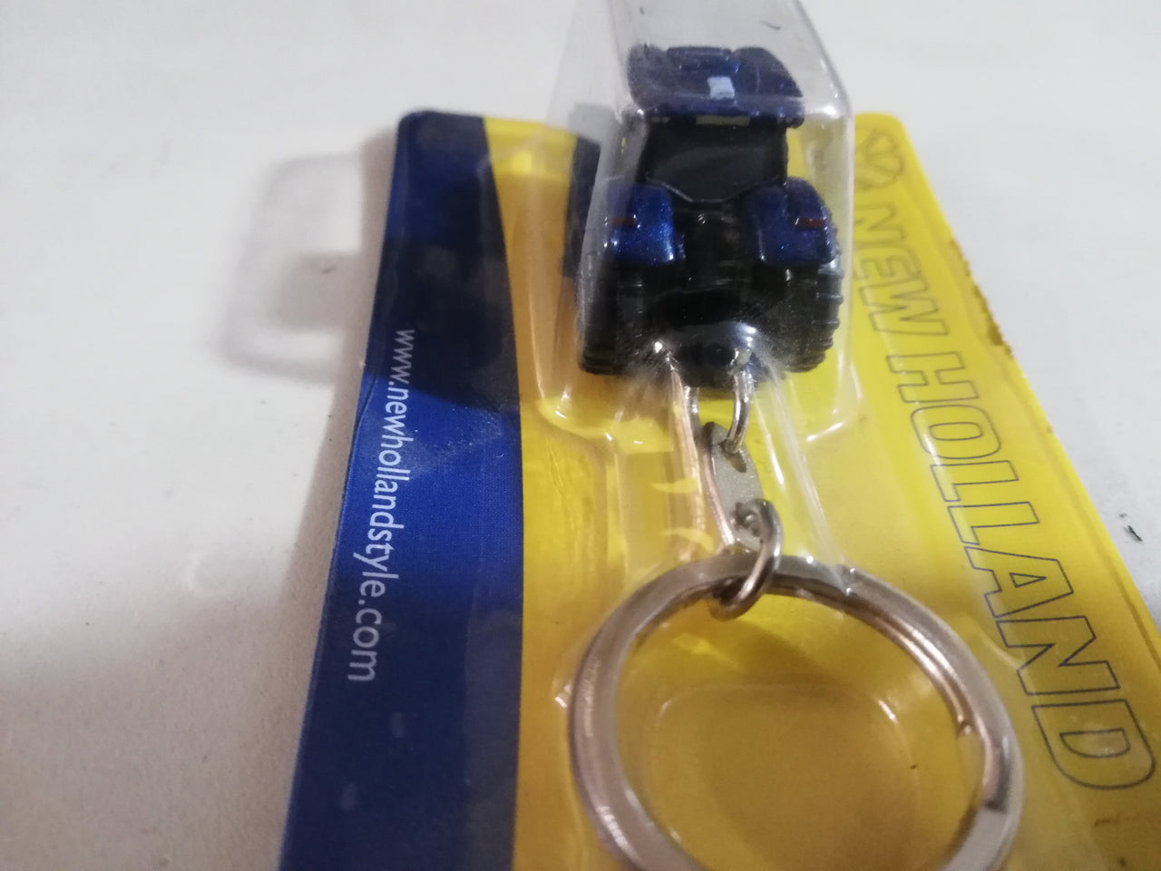 Llavero New Holland T7 225 Blue Power UH5814